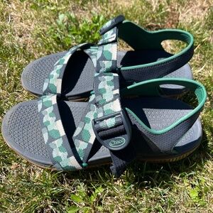 Chaco Confluence Women's Strappy Sports Sandals Green women’s 8